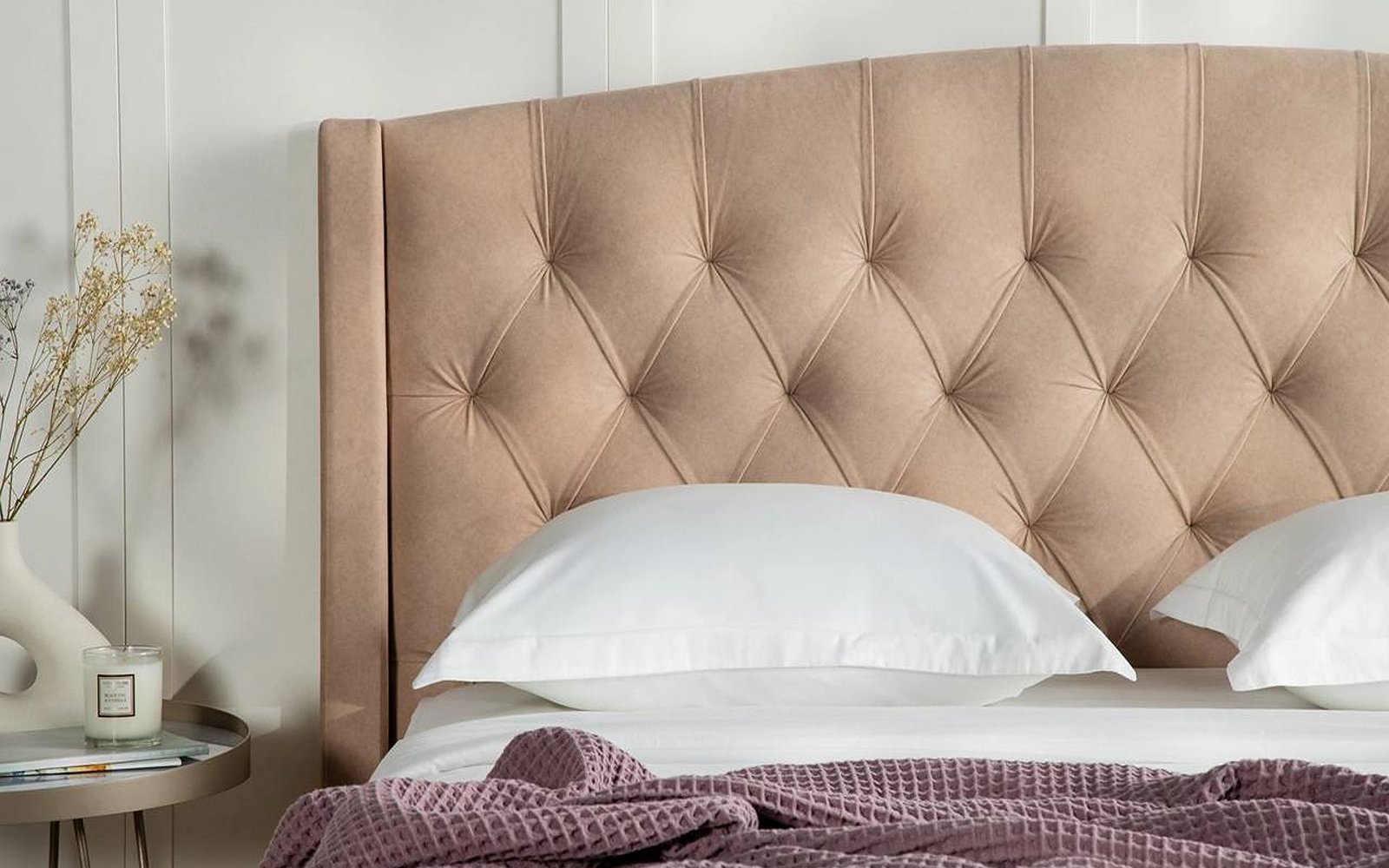 Margot Nova bed in a bedroom interior, view 2