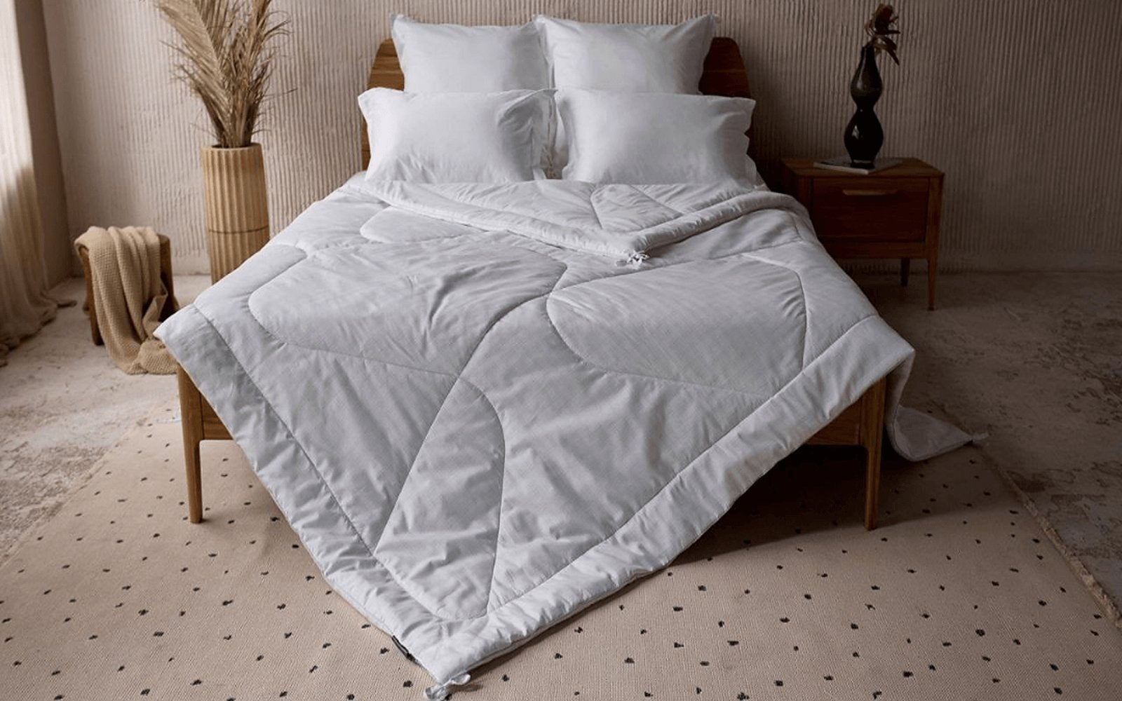 Cooling Sensation duvet in a bedroom interior, view 4