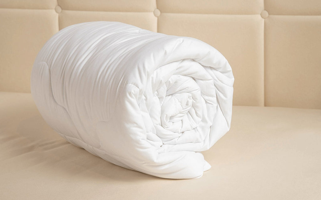Elso duvet in a bedroom interior, view 1