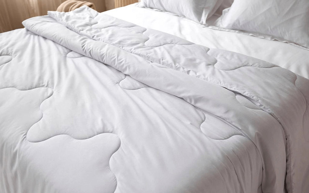 Elso duvet in a bedroom interior, view 2