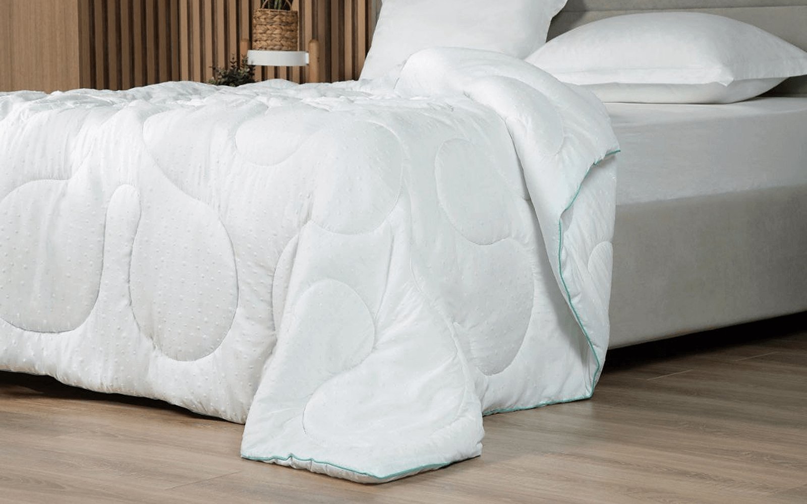 Fenix duvet in a bedroom interior, view 2