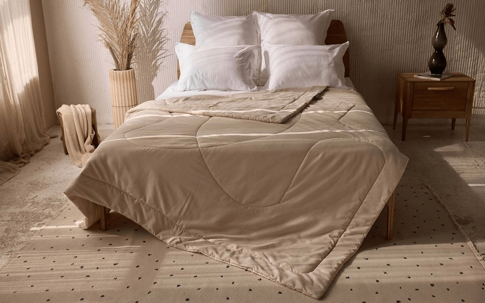 Hugs duvet in a bedroom interior, view 4