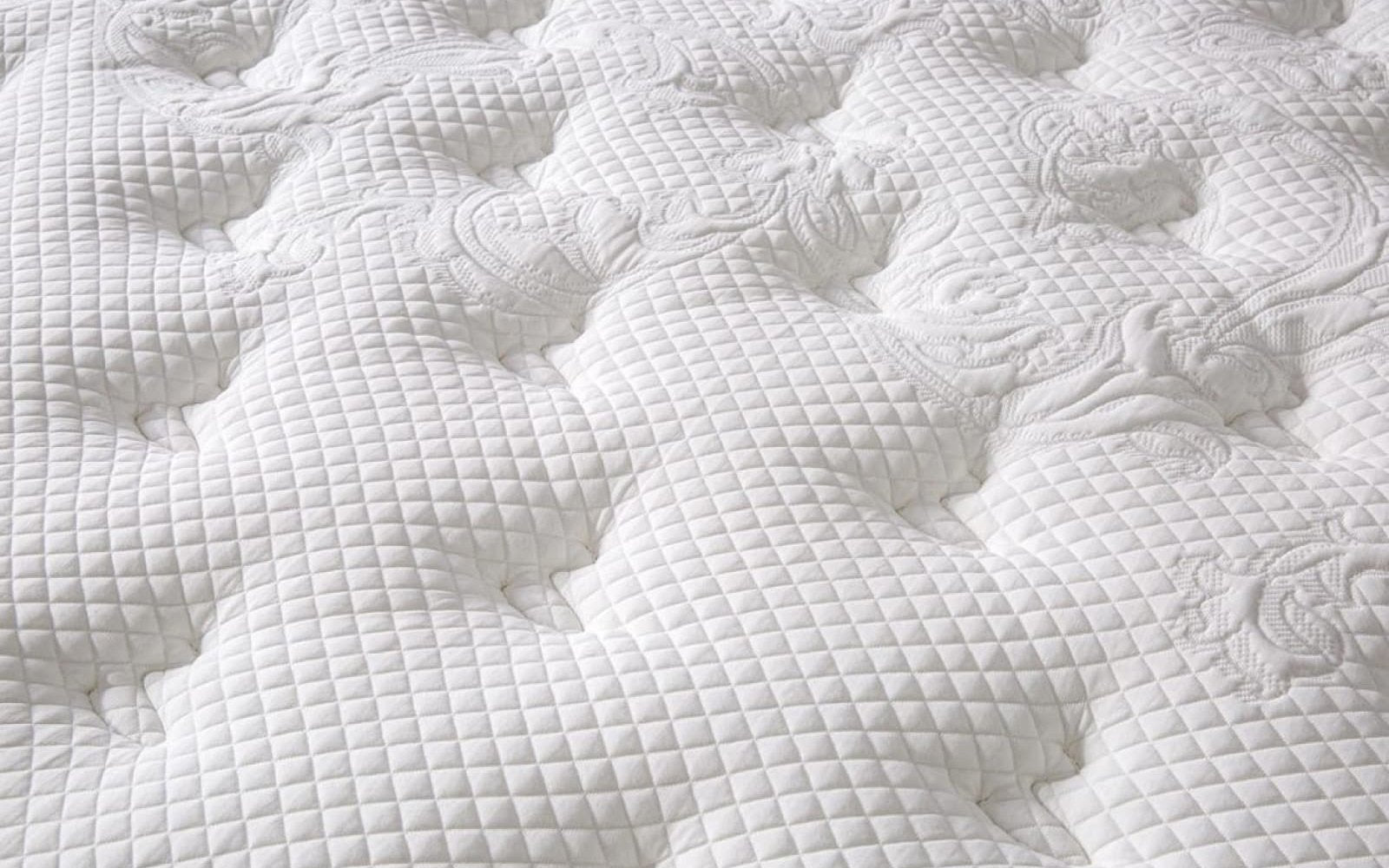 Grether & Wells Heaven Prestige mattress, product photo on white background, view 1