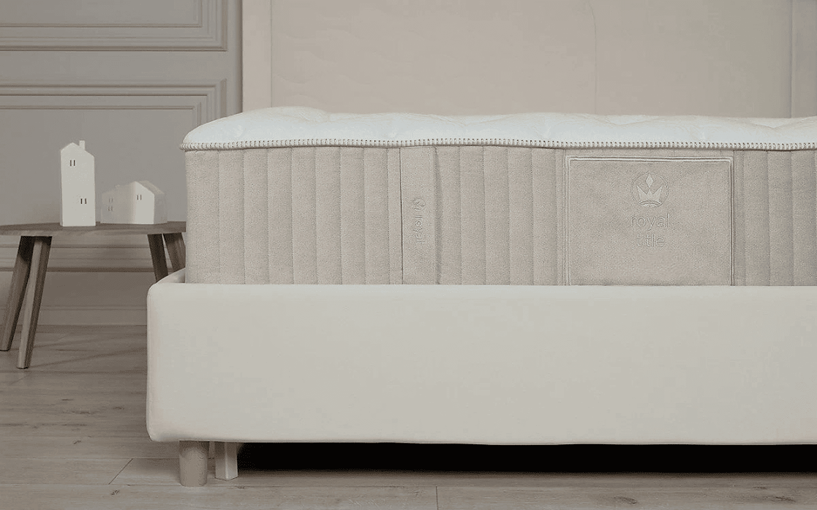 MATTRESS EXP ROYAL TITLE