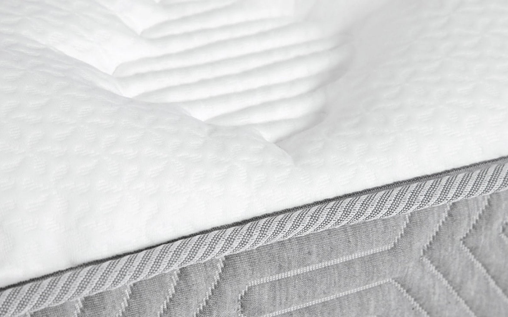 Technology Ergo Comfort mattress with Transform Pro adjustable bed base set, product photo on white background, view 1