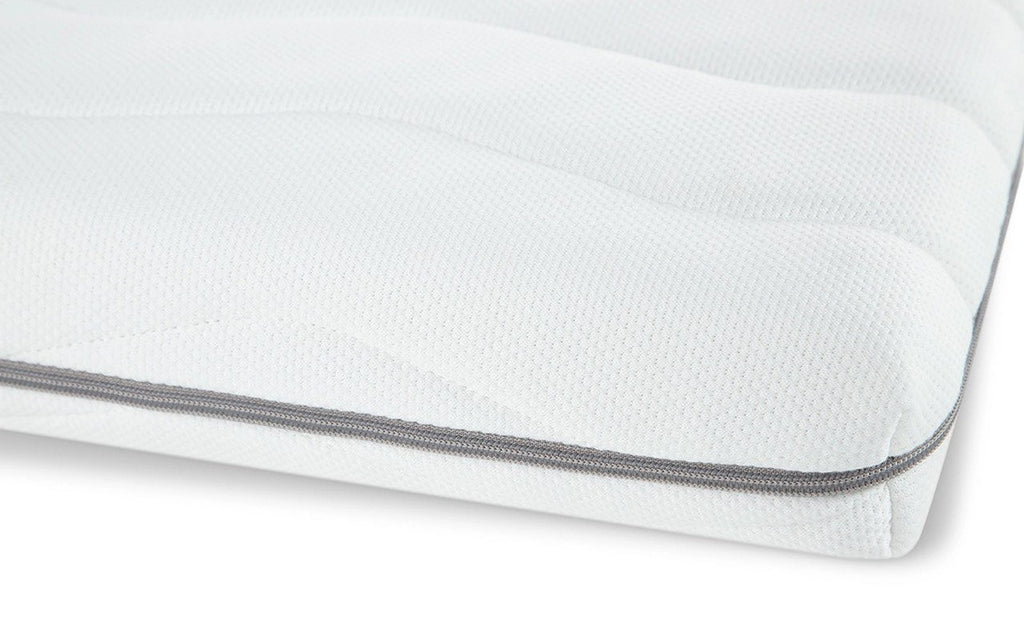 Cloud Flex Plus mattress pad, product photo on white background, view 2