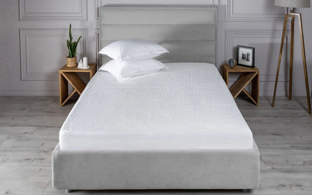 Arctic Plus mattress protector in a bedroom interior, view 2