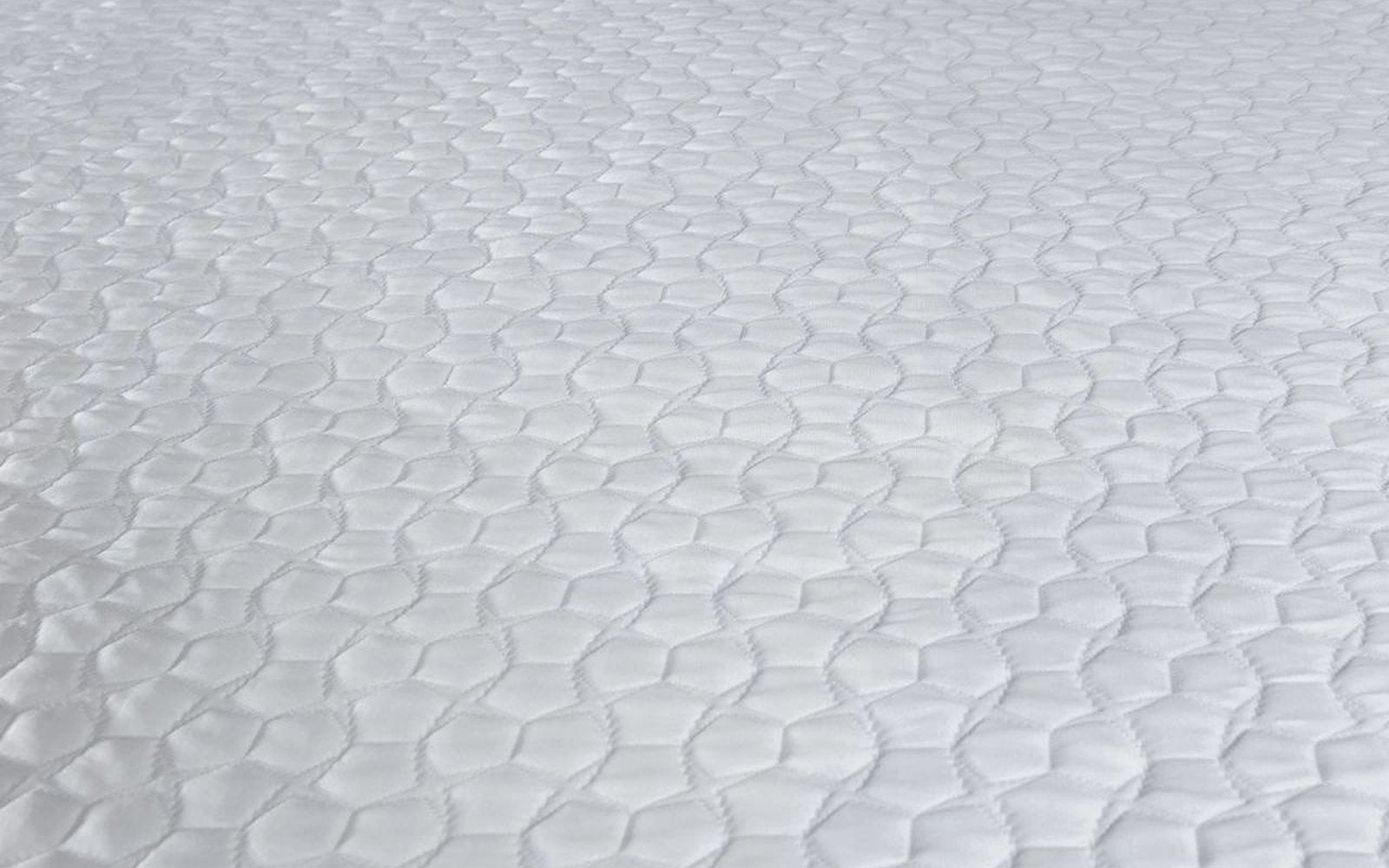 Arctic Plus mattress protector, product photo on white background, view 2