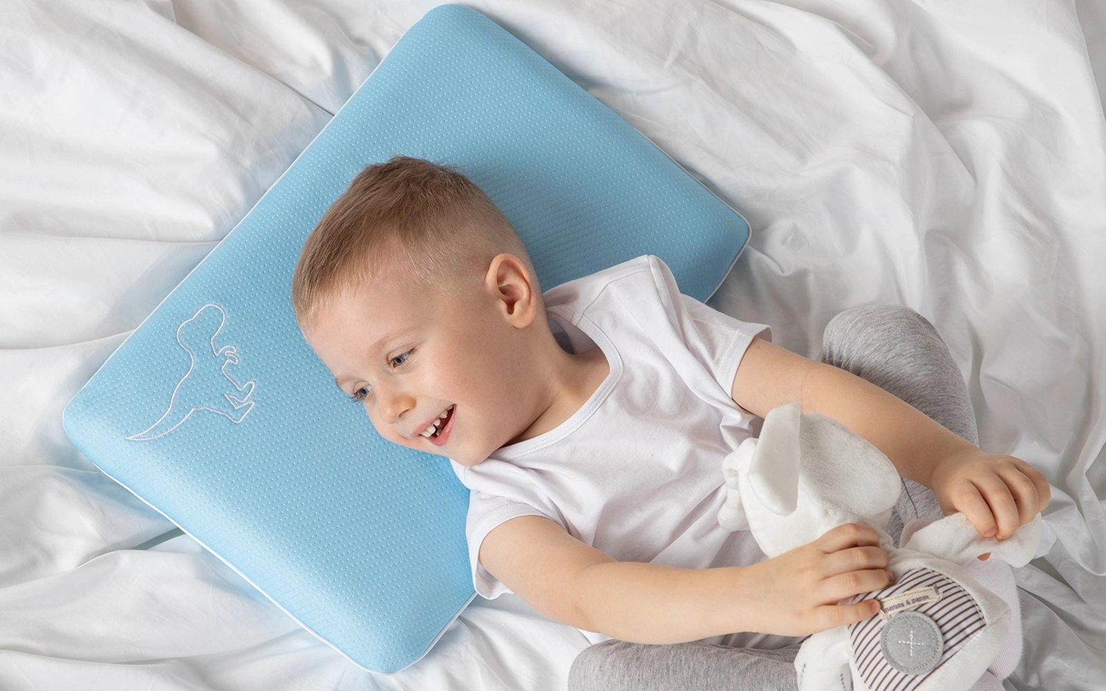 Baby 3+ pillow in a bedroom interior, view 5