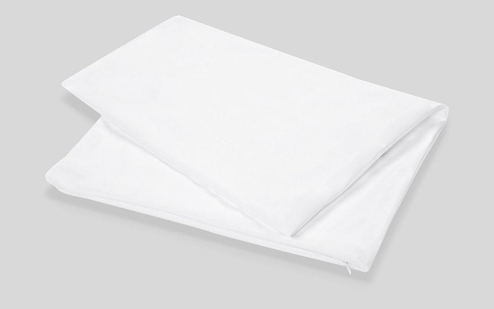 Simple pillow protector, product photo on white background, view 4